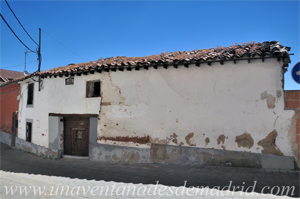 Ajalvir, Vivienda urbano-rural en Calle de la Iglesia, 1