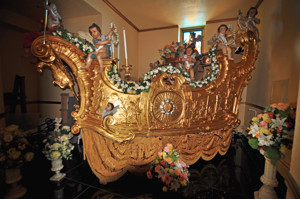 Cerro de los �ngeles, en Getafe, Carroza de Nuestra Se�ora de los �ngeles