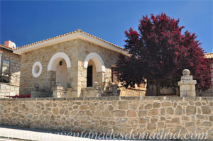 Cervera de Buitrago, Antiguas Escuelas