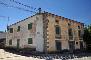 Cervera de Buitrago, Casa con proteccin ambiental