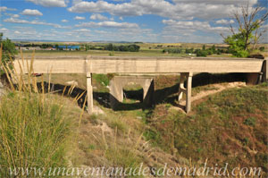Estremera, Acueducto del Canal de Estremera y puente del Camino del Canal