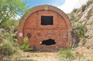 Estremera, Tnel del tren de los 40 das, conexin de ferrocarril construido durante la Guerra Civil Espaola