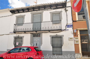 Estremera, Vivienda urbana de la Plaza de San Isidro, 5