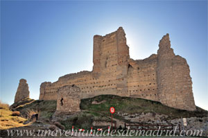 Fuentiduea de Tajo, Castillo de los Piquillos o de Santiago