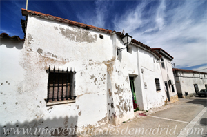 Pozuelo del Rey, Vivienda rural y dependencias agropecuarias de la Calle Peñuelas, 18