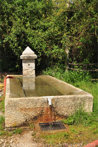 Puebla de la Sierra, Fuente-abrevadero
