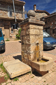 Puebla de la Sierra, Fuente de la Montejana