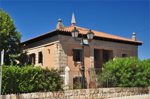 Robledillo de la Jara, Antigua clnica