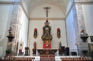 Valdaracete, Altar Mayor, con el tabernáculo del retablo original