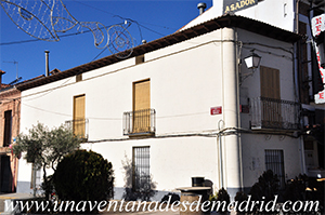 Valdetorres de Jarama, Vivienda urbano-rural de la Calle Iglesia, 2