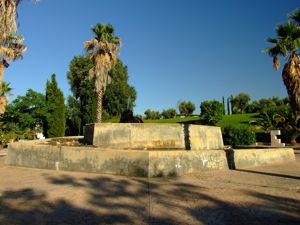 Jardn de las Tres Culturas, Fuente juda