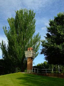 Jardn de las Tres Culturas, Torre