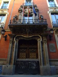Madrid, Portada del Palacio de Santoa