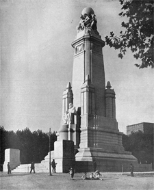 Madrid, Fotografa del Monumento a Cervantes, publicada en la pgina 7 de 