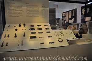 Museo Arqueolgico Nacional, Joyas, broches y fbulas hallados en necrpolis