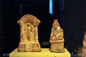 Museo Arqueolgico Nacional, Figuras de Isis-Afrodita e Isis lactante (siglos II-I a. C.)
