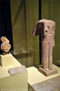 Museo Arqueolgico Nacional, Estatua y cabeza de -ba (300 a. C.-350 d. C.)