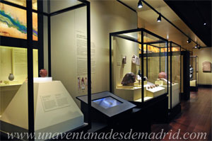 Museo Arqueológico Nacional, Objetos nubios y egipcios con representaciones humanas, animales y vegetales