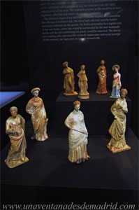 Museo Arqueológico Nacional, Terracotas de figuras femeninas, 340-250 a. C.