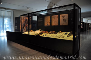 Museo Arqueológico Nacional, Piezas halladas en el yacimiento de Los Millares, en Santa Fe de Mondújar (Almería)