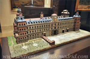 Museo de Historia de Madrid, Modelo de la fachada principal del Alczar de Madrid, atribuido a Giovanni Battista Crescenzi entre los aos 1630 y 1646