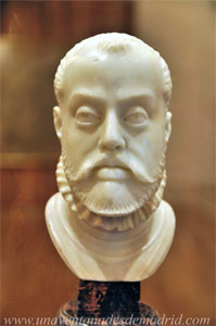 Museo de Historia de Madrid, Busto de Felipe II, de Pompeo Leoni. Alrededor del ao 1575