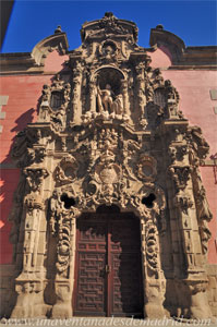 Museo de Historia de Madrid, Portada del antiguo Real Hospicio del Ave Mara y Santo Rey don Fernando