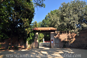 Quinta de la Fuente del Berro, Entrada de la Calle de los Peascales