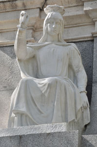Fuente de Cuba, Estatua de la Reina Isabel la Catlica