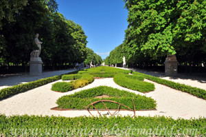 Retiro, Paseo de las Estatuas