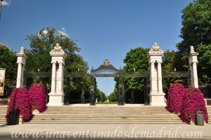 Retiro, Puerta de Espaa