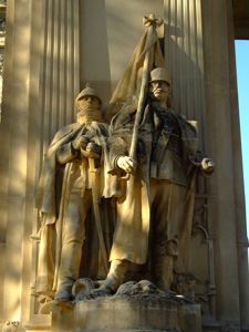 Monumento a Alfonso XII en El Retiro, Alegora del Ejrcito