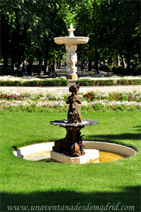 Retiro, Fuente del pequeo tritn