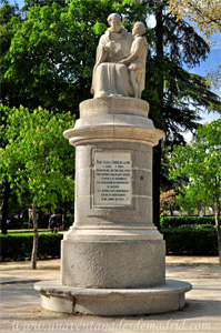 Retiro, Monumento a Fray Pedro Ponce de Len