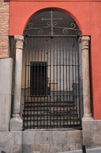 Madrid, Portada renacentista de la Iglesia de San Pedro el viejo