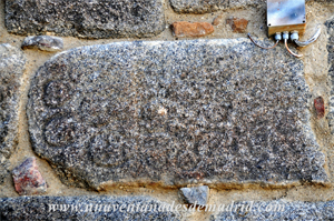 vila, Fotografa 12, estela funeraria con inscripcin y, quizs, cinco retratos