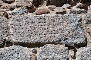 vila, Fotografa 13, estela funeraria con inscripcin