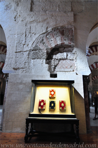Pilar donde se hallaba el Altar de San Antonio de Padua (97). En la cara opuesta se encuentra el Altar de San Sebastin y Santsimo Cristo del Punto (96)