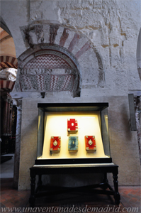 Pilar en el que estaba instalado el Altar de San Francisco de Paula. En lateral opuesto se encuentra el fresco del siglo XIV que vemos en la siguiente fotografía