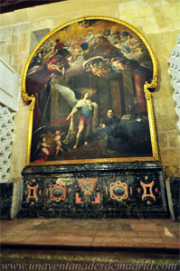 Pintura con la "Aparicin de San Rafael al venerable Roelas" y basamento del cuadro de "San Fernando ofreciendo a la Virgen la ciudad de Crdoba" procedentes ambos del Frontis de las Bendiciones