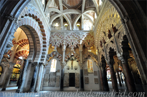 Capilla de Villaviciosa (59), tras los arcos que vemos en el lado de la Epstola (los de la derecha) se encontraba el altar de Santo Tom (62)