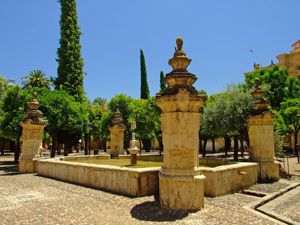 Mezquita de Crdoba, Fuente de Santa Mara