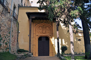 Cueva de Santo Domingo, Jardn