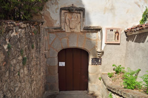 Cueva de Santo Domingo, Puerta de entrada al Jardn