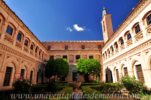 Monasterio de San Antonio el Real, Claustro