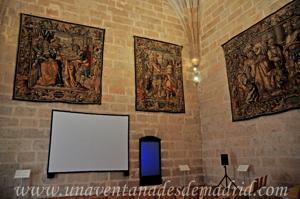 Torre de la Catedral de Segovia, Tapices de la Sala Audiovisual