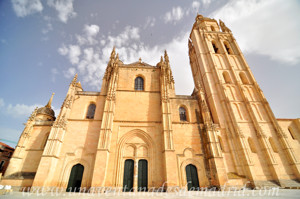 Catedral de Segovia, Fachada principal