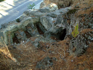 Segovia, Tumbas antropomorfas del Cementerio Judo