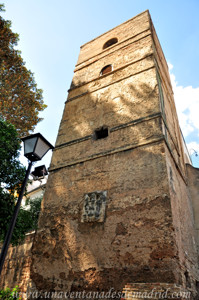 Murallas de Sevilla, Torre recrecida de los Jardines de Murillo