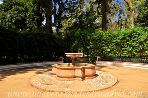 Sevilla, Parque de Mara Luisa, Glorieta de los Hermanos Machado (13)